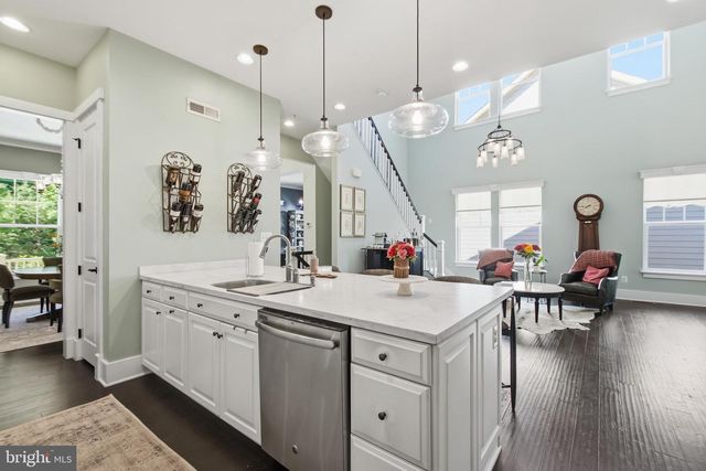 2208 POTOMAC RIVER BLVD, Dumfries, VA 22026