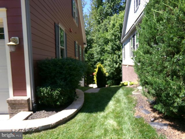 2208 POTOMAC RIVER BLVD, Dumfries, VA 22026