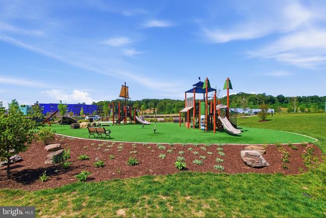 2208 POTOMAC RIVER BLVD, Dumfries, VA 22026