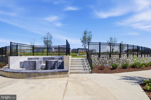 2208 POTOMAC RIVER BLVD, Dumfries, VA 22026
