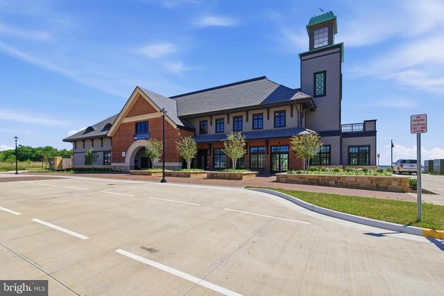 2208 POTOMAC RIVER BLVD, Dumfries, VA 22026