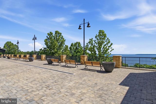 2208 POTOMAC RIVER BLVD, Dumfries, VA 22026