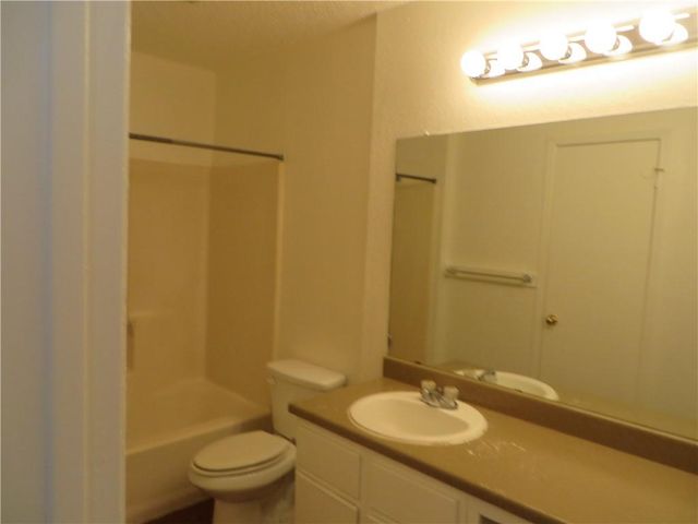 2217 Katy LN B, Georgetown, TX 78626