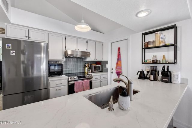 3408 N APACHE Circle, Chandler, AZ 85224