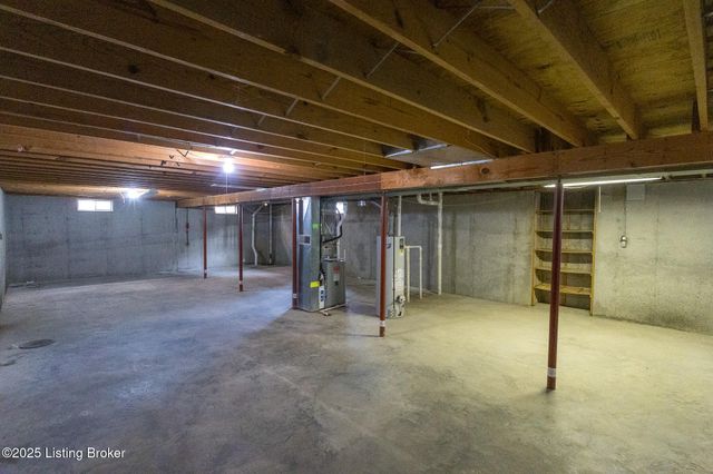 7209 Old N Church Rd, Louisville, KY 40214