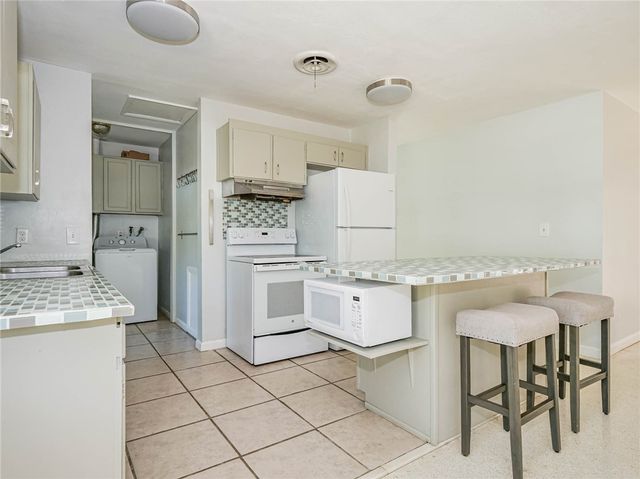 626 Gardenia Lane, Vero Beach, FL 32963