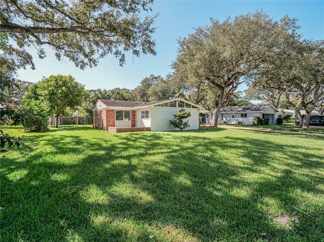 626 Gardenia Lane, Vero Beach, FL 32963
