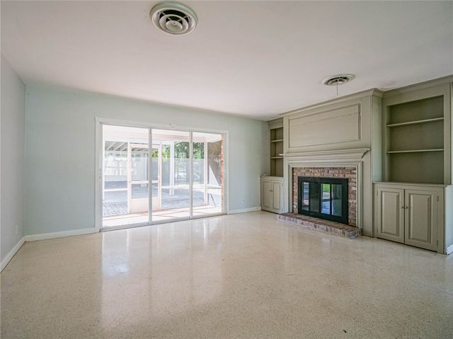 626 Gardenia Lane, Vero Beach, FL 32963