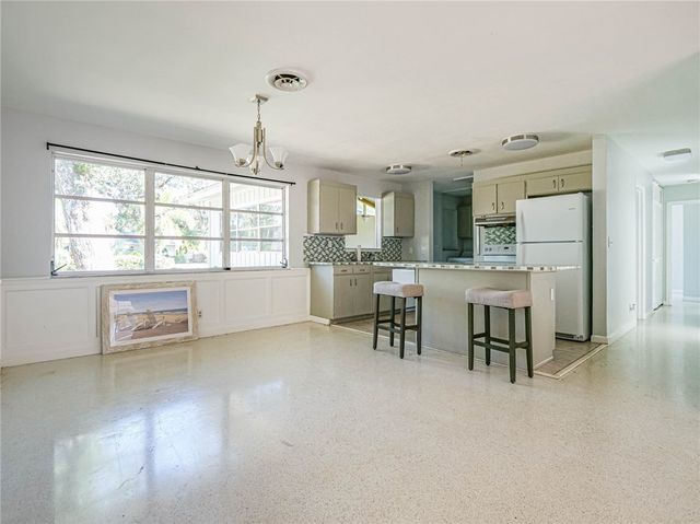 626 Gardenia Lane, Vero Beach, FL 32963