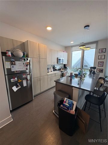 1020 Elmwood 302, Buffalo, NY 14222