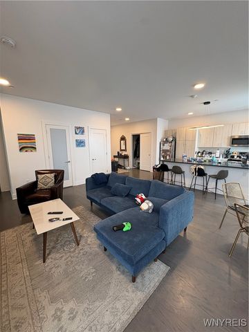 1020 Elmwood 302, Buffalo, NY 14222