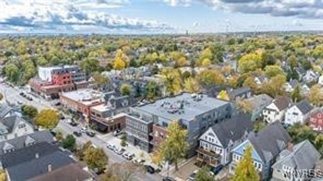 1020 Elmwood 302, Buffalo, NY 14222