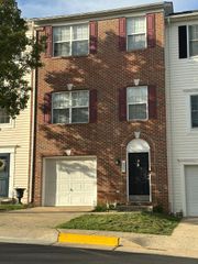 424 GINKGO TER NE, Leesburg, VA 20176