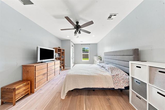 10608 NW Emily Circle, Oklahoma City, OK 73120