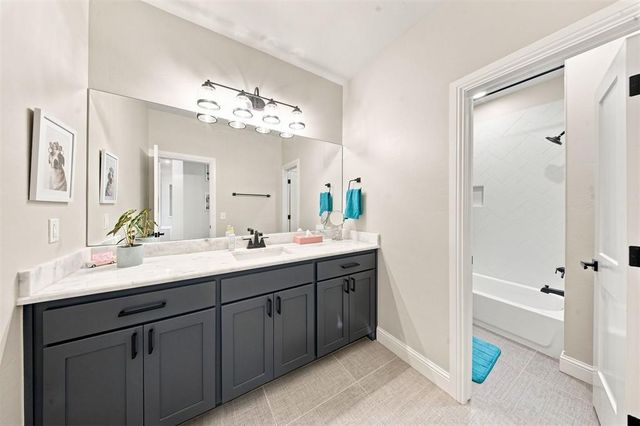10608 NW Emily Circle, Oklahoma City, OK 73120