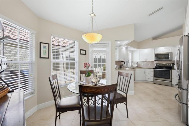 4068 LYNDHURST COURT, Sarasota, FL 34235