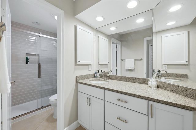 4068 LYNDHURST COURT, Sarasota, FL 34235