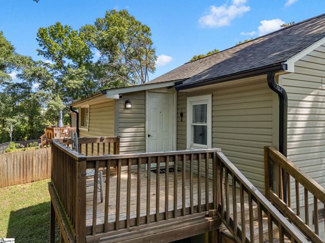 106 Delaware Street, Chesnee, SC 29323