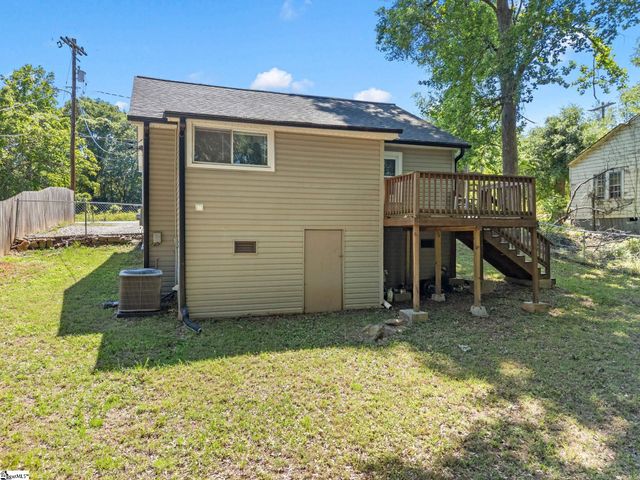 106 Delaware Street, Chesnee, SC 29323