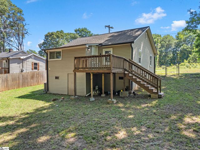 106 Delaware Street, Chesnee, SC 29323