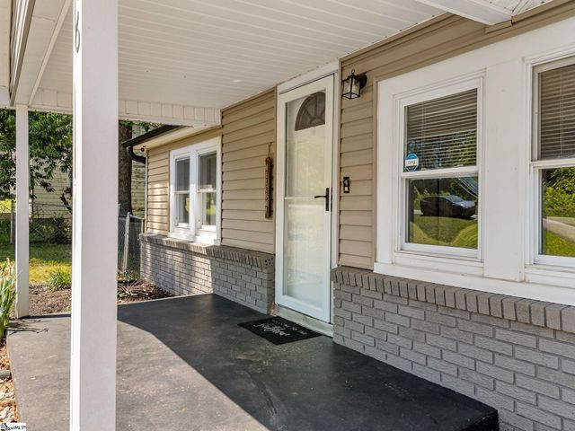 106 Delaware Street, Chesnee, SC 29323