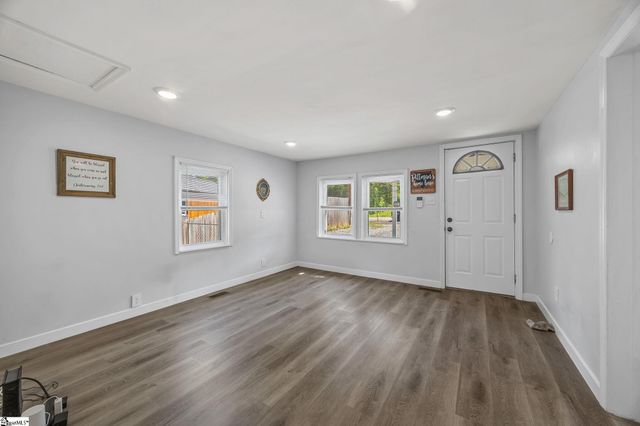 106 Delaware Street, Chesnee, SC 29323