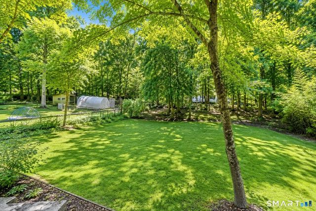 136 Hoyts Hill, Bethel, CT 06801
