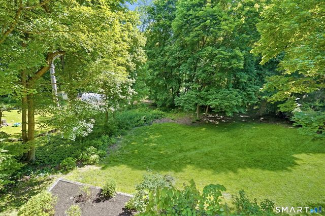 136 Hoyts Hill, Bethel, CT 06801