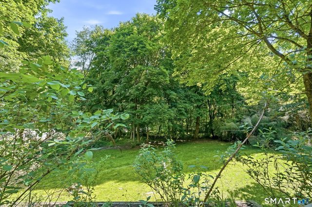 136 Hoyts Hill, Bethel, CT 06801