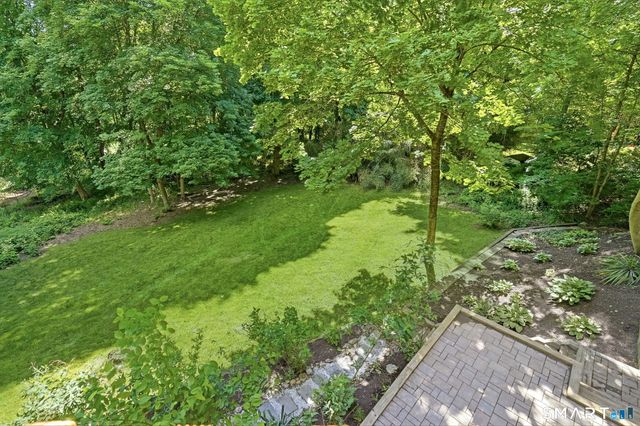 136 Hoyts Hill, Bethel, CT 06801