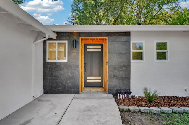 8420 Lakeland Dr, Granite Bay, CA 95746