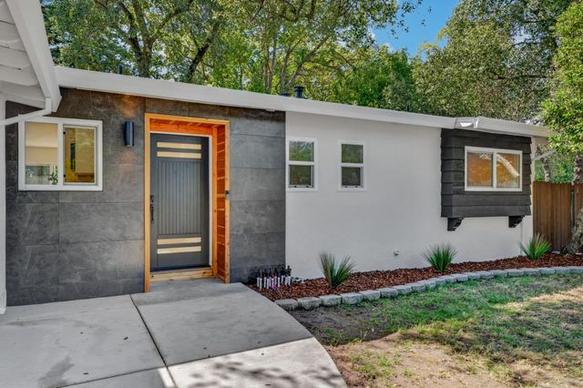8420 Lakeland Dr, Granite Bay, CA 95746