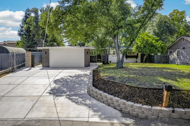 8420 Lakeland Dr, Granite Bay, CA 95746
