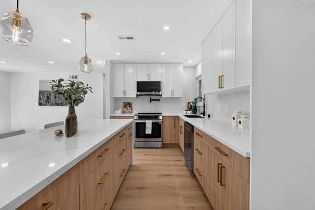 8420 Lakeland Dr, Granite Bay, CA 95746
