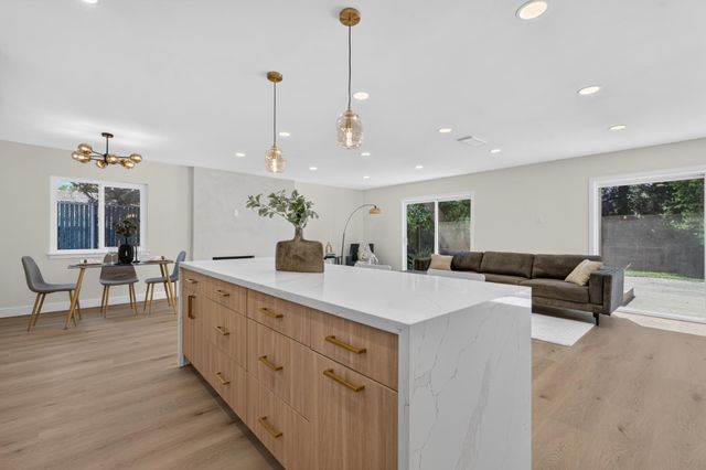 8420 Lakeland Dr, Granite Bay, CA 95746