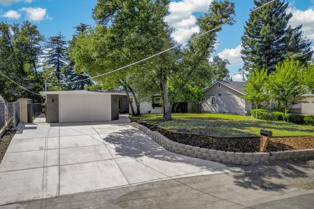 8420 Lakeland Dr, Granite Bay, CA 95746