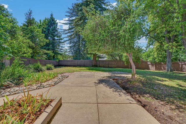 8420 Lakeland Dr, Granite Bay, CA 95746