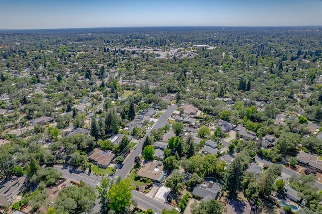 8420 Lakeland Dr, Granite Bay, CA 95746