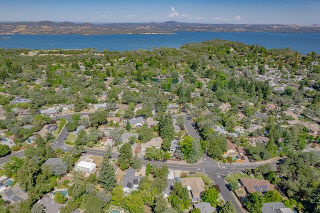 8420 Lakeland Dr, Granite Bay, CA 95746