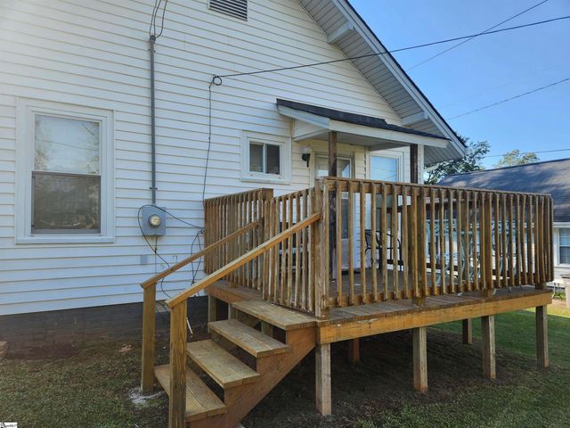 11 Hedgepath Street, Liberty, SC 29687