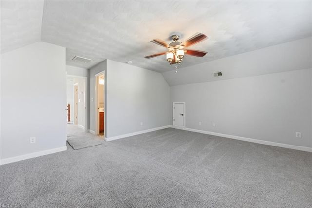 24 Rockingham DR, Hampton, VA 23669