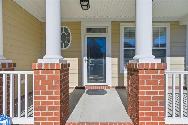 24 Rockingham DR, Hampton, VA 23669