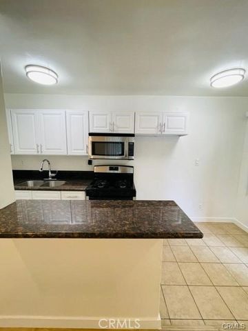 1001 W La Palma Avenue 4, Anaheim, CA 92801