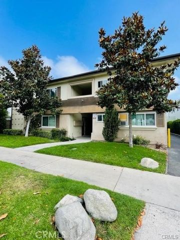 1001 W La Palma Avenue 4, Anaheim, CA 92801