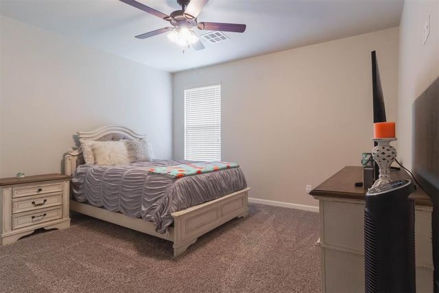 512 Tralee Lane, Yukon, OK 73099