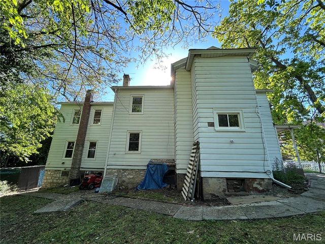 226 E 5th Street, Alton, IL 62002