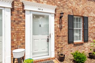 288 Donna Dr Apt B, Hendersonville, TN 37075