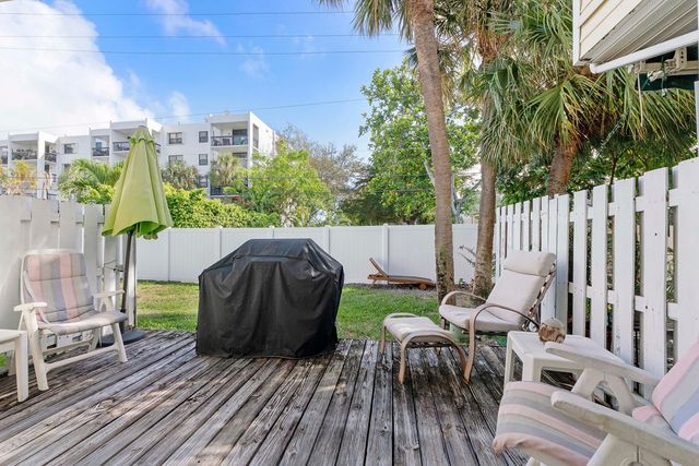 2871 NE 15th Street, Pompano Beach, FL 33062