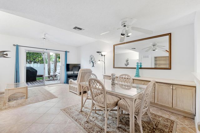 2871 NE 15th Street, Pompano Beach, FL 33062