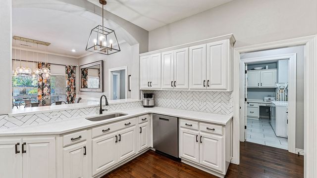 9 Bluestem Lane, Bentonville, AR 72712